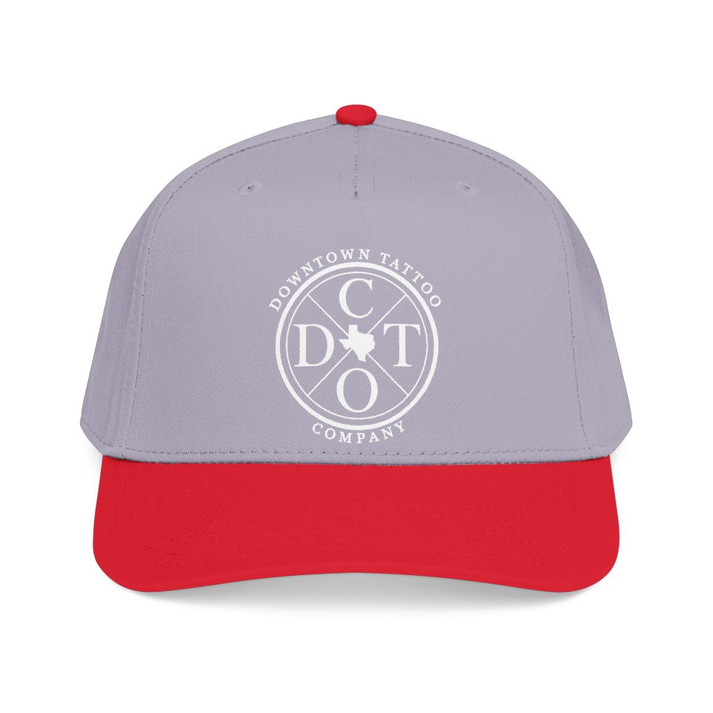 DTC round logo OTTO 31-069 snapback cap - Red / Grey - Front view