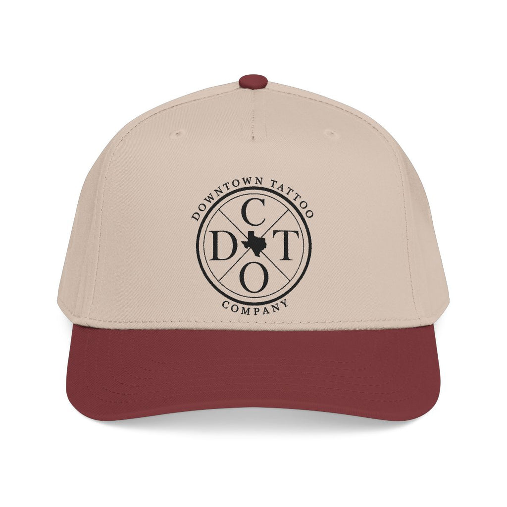 DTC round logo OTTO 31-069 snapback cap - Maroon / Khaki - Front view